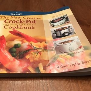 ⭐️5/$20!⭐️Creative Crock Pot Cookbook GUC!